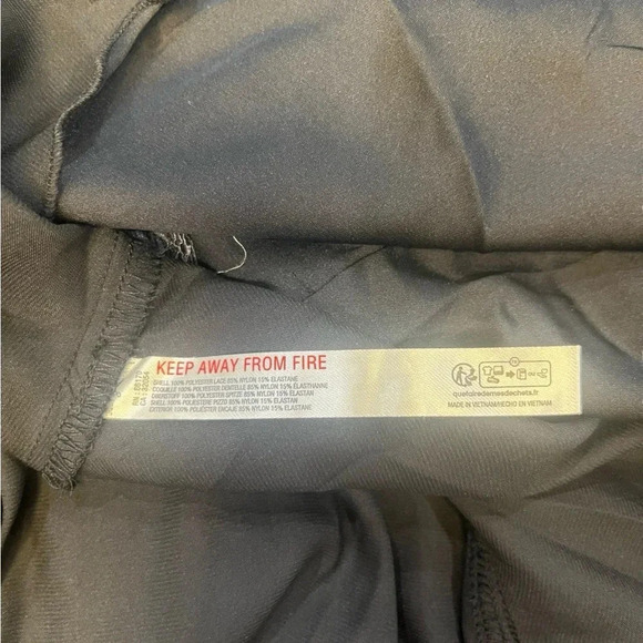 Free People Moonbeams  Lace Trim Satin Robe | Black | Size Small | NWT - Picture 13 of 13